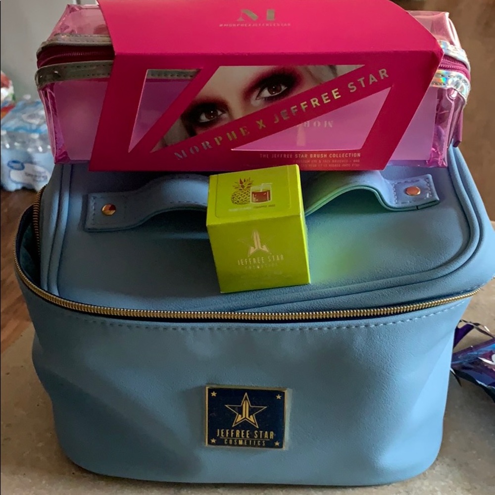 J star bag brush set lip scrub